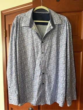 Men's Con.Struct Light Blue Floral Button-Up Shirt